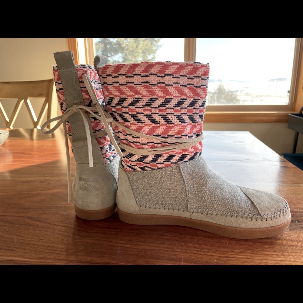 Worn Once | Toms Women Pull On Ankle Boots Nepal